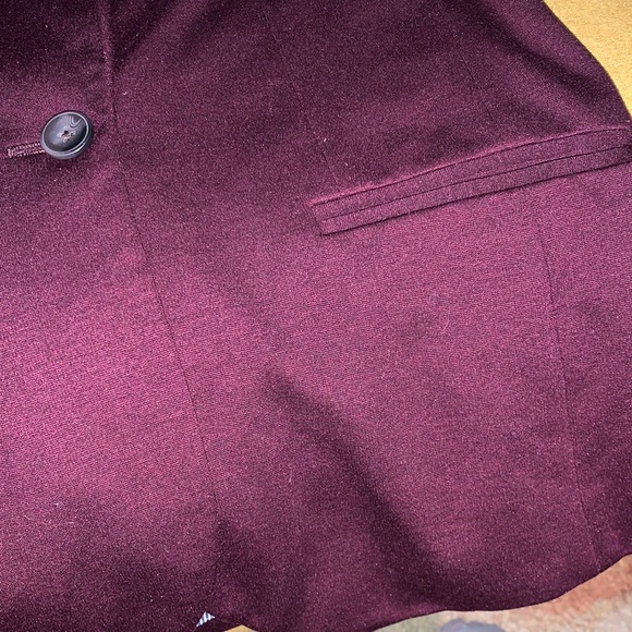 Maroon Blazer - Picture 4 of 5